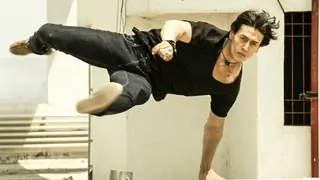 It's not fair for an actor to take body doubles: Tiger Shroff Thumbnail