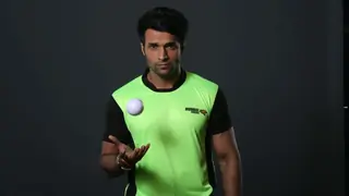 No ego clashes between me and Arjun Bijlani - Shaleen Malhotra Thumbnail