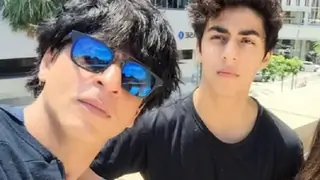 Aryan Khan says, he is not Shah Rukh's son! Thumbnail