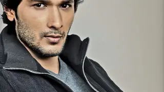 Abhay Vakil Turns Scriptwriter for Films! thumbnail