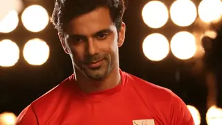 I get to see facets of other actor's personalities during practise sessions... Thumbnail
