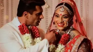 View pics: Drashti, Surbhi, Shahrukh, Ranbir and many more at Karan-Bipasha wedding! Thumbnail