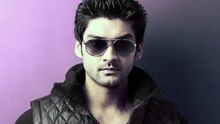 Aditya Redij is BACK on TV..!! Thumbnail