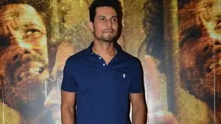 Randeep Hooda chained himself for 'Sarbjit' Thumbnail