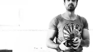 What makes Avinash Sachdev a stand-out artist? Thumbnail