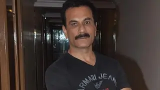 Safer to work with a first-time director: Pavan Malhotra Thumbnail