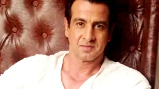 Ronit Roy plans to go behind the camera soon Thumbnail