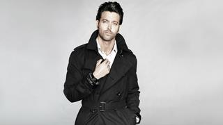 Summer heat! No bar for Hrithik Roshan!