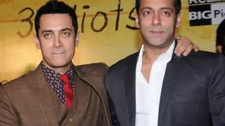 Aamir wishes to work with Salman again ! Thumbnail