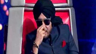 Mika Singh gets emotional on sets of 'Sa Re Ga Ma Pa'