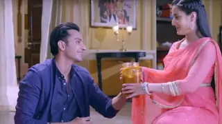 Kamini to insult the Tiwari family in Ek Duje Ke Vaaste! Thumbnail
