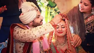 Wedding Picture of Divyanka and Vivek! Thumbnail