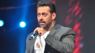 Finally, Salman sends reply to Maharashtra women's panel Thumbnail