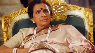 I did not walk out of the show - Usha Nadkarni Thumbnail