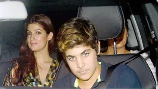 When Akshay Kumar's son Aarav Kumar made fun of Twinkle Khanna! Thumbnail