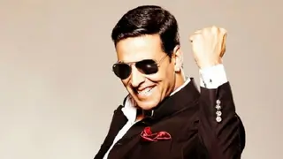 Akshay Kumar breaks his own record Thumbnail