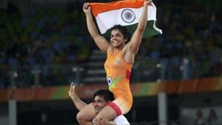 Celebrities hail Sakshi Malik's OLYMPIC WIN! Thumbnail