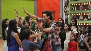 I am a very big fan of The Voice India Kids : Tiger Shroff Thumbnail