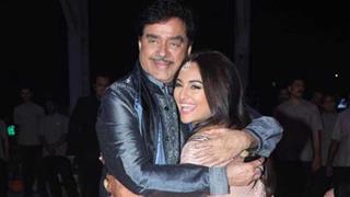 Shatrughan Sinha is a proud father!