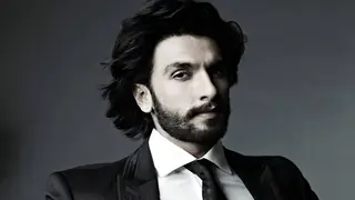 I live every day like it's my last: Ranveer Singh (Interview) Thumbnail