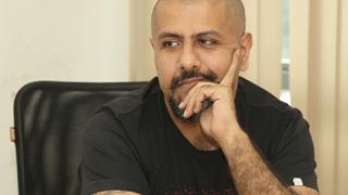 After apologising many times, Vishal Dadlani posts an open letter !