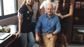 Director Neeraj Panday, opens up about Sushant Singh Rajput and others Thumbnail