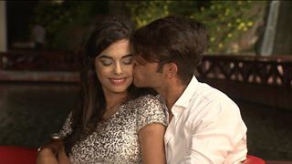 Princess Rajnandini and her connection Archie get cozy on a date in MTV Splitsvilla 9 thumbnail