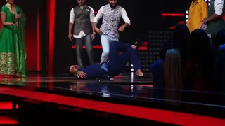 Neeti Mohan's dancing challenge to Riteish Deshmukh, Shekhar and Shaan! Thumbnail