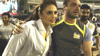 Sohail Khan OPENS UP about AFFAIR with Huma Qureshi Thumbnail