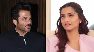 What! Is father Anil Kapoor a hurdle to Sonam's Bollywood career? Thumbnail