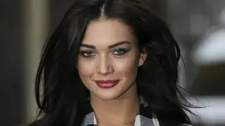 Amy Jackson struggled with acne problem Thumbnail