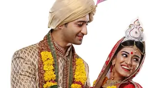 Shaheer and Erica have a blast shooting for the cross-cultural wedding sequence! Thumbnail