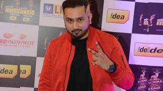 Honey Singh learns to play drums and flute!