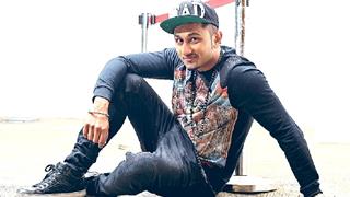 Honey Singh goes a notch higher, learns playing drums and flute!