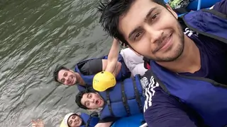 Namish Taneja's 'SPOOKY' river rafting experience! Thumbnail