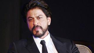 Shah Rukh Khan gets emotional!