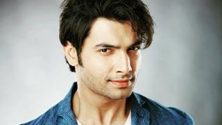 Ssharad Malhotra has a SPECIAL MESSAGE for all his fans..!