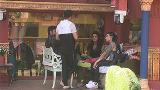 #BB10: This is the first rumoured couple of Bigg Boss season 10! Thumbnail