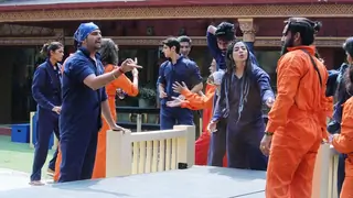 #BB10: Check out this season's first 'DHULAI'!