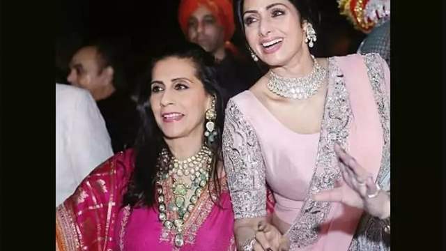 Sunita Maheep Kapoor Remember Sridevi Amidst Celebrations India Forums sunita maheep kapoor remember sridevi