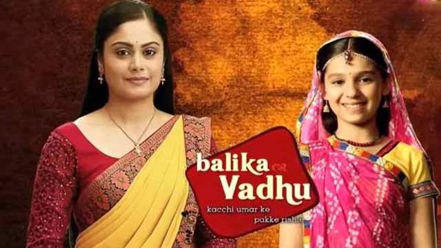 Shiv romances Anandi in Balika Vadhu | India Forums