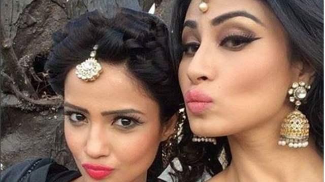 Revealed Mouni Roy And Adaa Khan S First Look As Naagin From Naagin 2