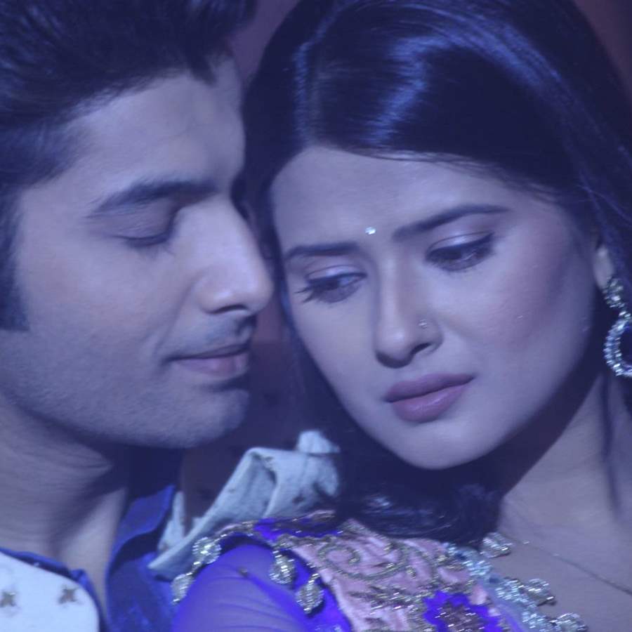 Kasam Tere Pyaar Ki 2 February 2017 written update preview WHAT Rishi  gets shot while trying to save Tanuja  Indiacom