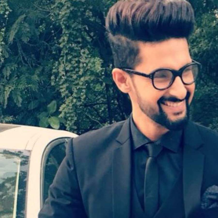 Is Ravi Dubey's new look a teaser for one of his upcoming projects?