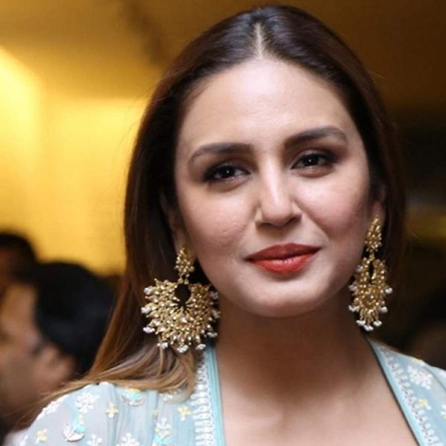 9392 love not restricted to any gender huma qureshi