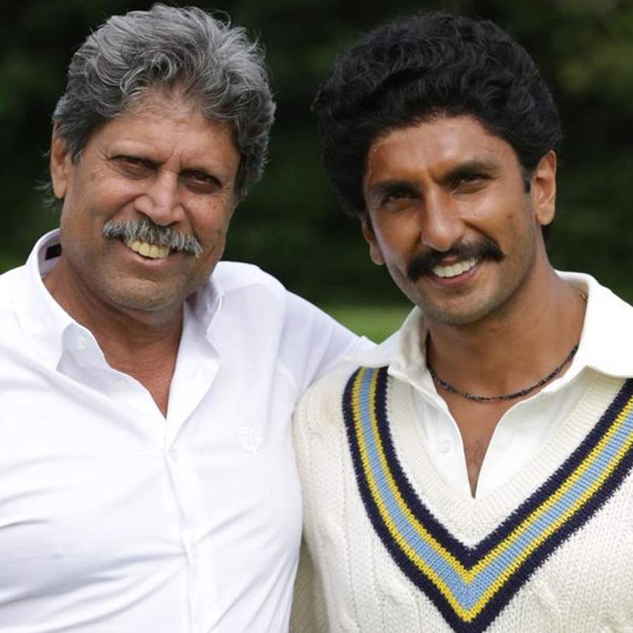 Pictures: Kapil Dev, Ranveer Singh hug it out at 83 special