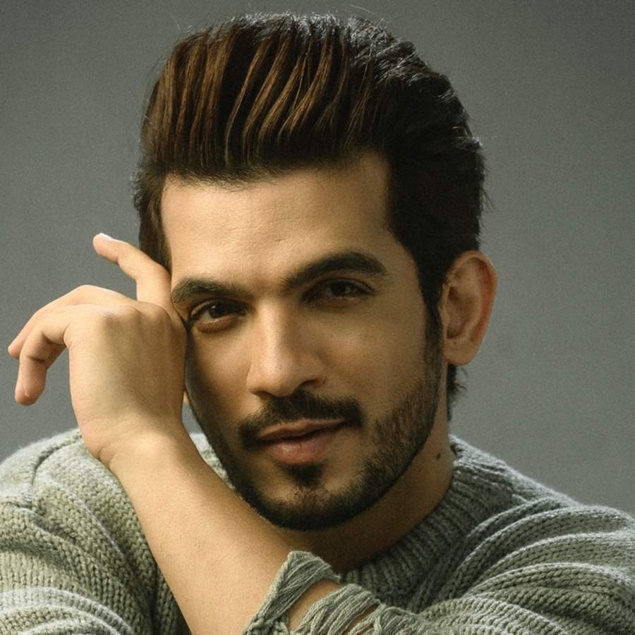 Arjun Bijlani on His First-ever Recorded Song: 'I've Been Singing Yaaron by  KK From a Young Age' - News18