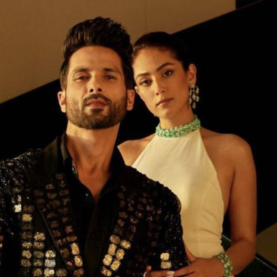 Can you not look this hot': Mira Rajput can't stop gushing over Shahid  Kapoor's good looks in latest PICS