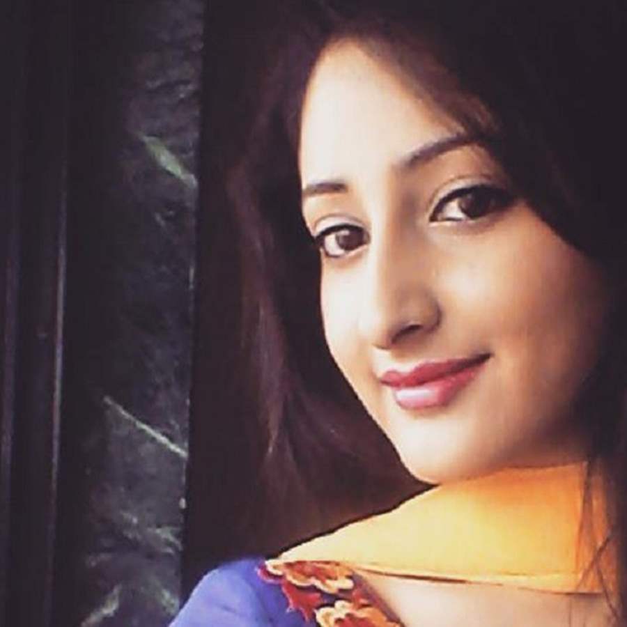 Good News Humsafars Fame Shivya Pathania Is Back India Forums