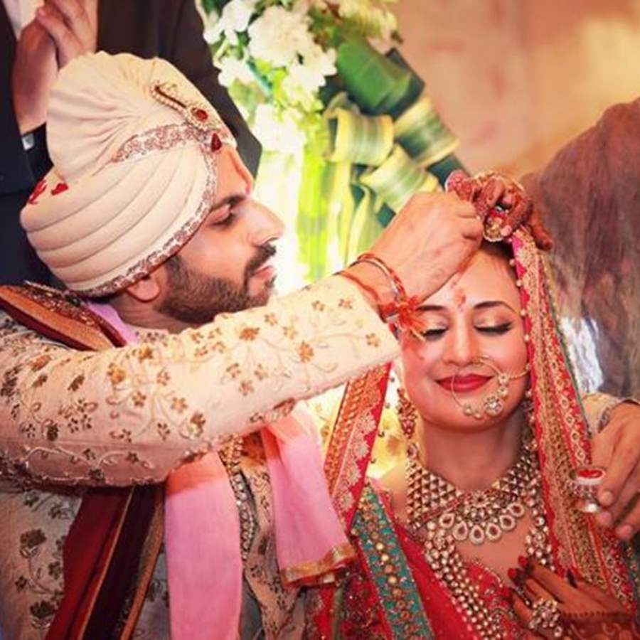 The Beautiful Photos From Divyanka Tripathi and Vivek Dahiyaâ€™s Wedding! |  Amin Dhillon